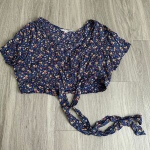 Cropped blouse